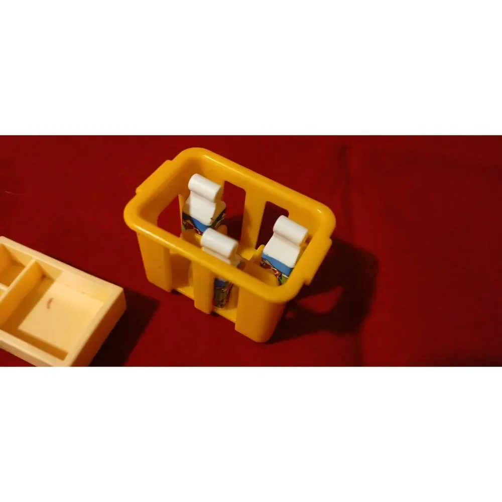 Playmobil Food Veggie Baby Bottle Milk Jugs Eggs Canned Food Grocery Store